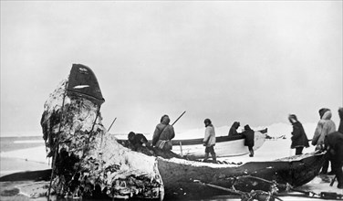 Eskimo Whalers And Whale Bone