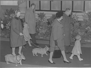 From left to right: Anne, Andrew, Philip, Elizabeth, unknown man, Viscount Linley (son of princess