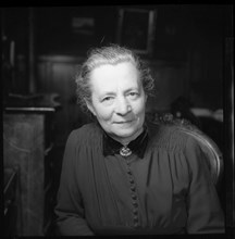 Rosa Kvºchler-Ming around 1942.