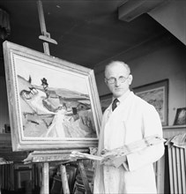 Painter Lucien Schwob around 1945.