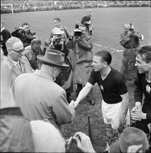 Football WC final 1954: Teams entering the stadium; Ferenc Puskas.