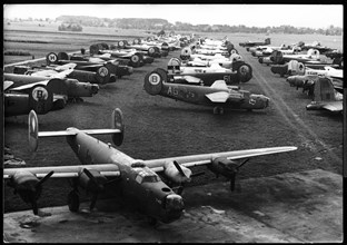 Flying Fortresses in Dvºbendorf, 1943.