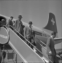 Allen W. Dulles (2r) arriving in Zurich-Kloten, 1953.