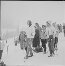 Princess Brigitta of Sweden (l) visiting a ski race in Grindelwald, 1960.