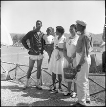 Rome 1960: world record holder John Thomas with his family.