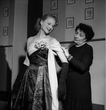 Jacqueline Genton, Miss Switzerland 1951, and her boss Mrs. Hug-Vernier.