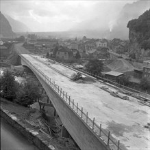 Bridge under construction in Saint-Maurice; 1957.