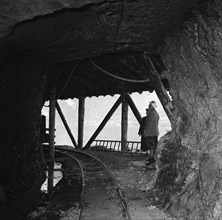 Construction of the Kerenzerberg railway tunnel.