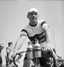 Hans Maag, racing cyclist, 1945