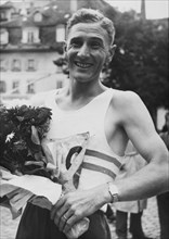 Morat-Fribourg race 1950: Hans Frischknecht  wins.