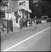 Rolf Graf crossing finishline, Campari Trophy 1961.