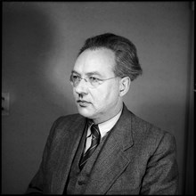 Hans Barth, foreign correspondent around 1946.