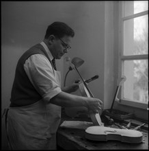 Karl Mv§chler, violin-maker, 1955 .