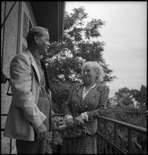 Wilhelm Gimmi and his wife, Chexbres 1956 .