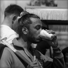 Rome 1960: Hockeyplayer with Ovomaltine.