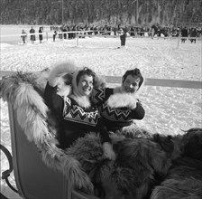 Twin sisters Jutta and Isa Günther, 1952.