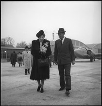 Victoria Eugenia of Spain and Leopold III of Belgium, Geneva 1946 .