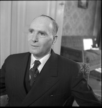 Otto Blau, owner of the Music Publisher Josef Weinberger London around 1946 .