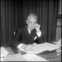 Gerald Gross, secretary general of UIT, 1959.