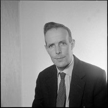 Prof. Dr. Hans Glinz around 1958 .