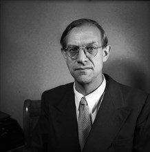 Professor Arnold Geering, 1950 .