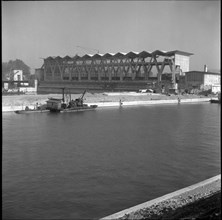 Birsfelden power station and sluice 1954.