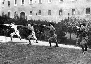 Training of Swiss Guards around 1943 .