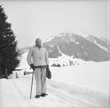 Field Marshal Montgomery going for a walk, 1946 .