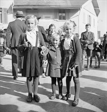 Girls at the Staecklitraege, public festival in Wil, circa in 1946.