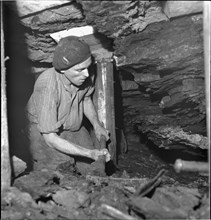 Coal mining in Switzerland around 1945 .