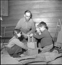 Max Werner Lenz with children of Elsie Attenhofer around 1955.