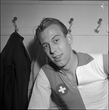 FC Berne soccer player Grossenbacher around 1952 .