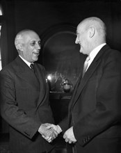 Pandit Nehru with President of the Condederation Philipp Etter, 1955 .