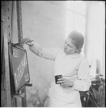 Miss Oehrli, master painter 1947