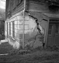 Damaged house in Peiden GR, 1942