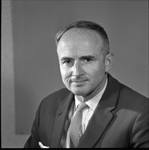 Dr. jur. Andre Amstein, chief of the Federal Police; Berne 1962.