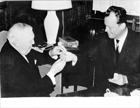 Ludwig Erhard with Willy Brandt in Berlin 1963 .