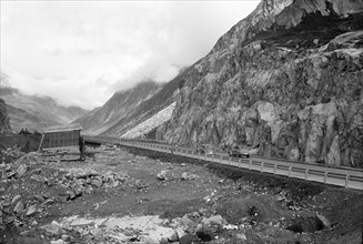 New built section of the road to the Gotthard pass 1971 .