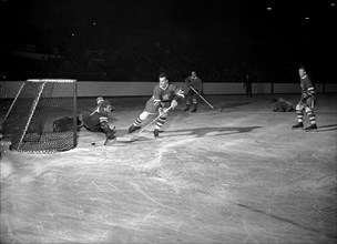 Ice Hockey World Championship Zurich 1953: Czechoslovakia - Germany.