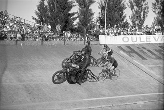 Swiss Track Race Championship, Zürich, 1949: Heimann, Besson.