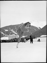 WCH 1953 Davos: U.S. ice skater Tenley Albright .