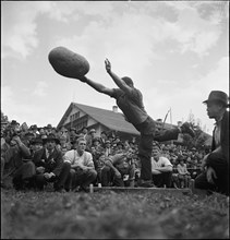 Stone throwing ca 1945