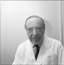 Prof. Dr. Joseph Tomcsik, hygienist, 1998 - 1964 .