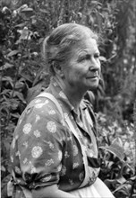 Elisabeth Mvºller, writer 1958 .