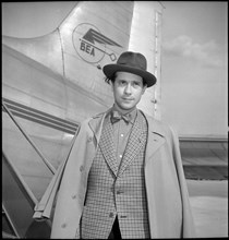 Pianist Max Egger, departute to Vienna; Zurich-Kloten airport 1950.