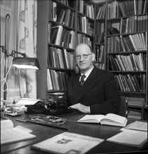 Professor William Duprv© Treadwell 1949 .