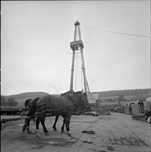 Pfaffnau, search for oil, drilling derrick. 1963