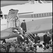 Olav of Norway arrives for a state visit, Kloten 1968