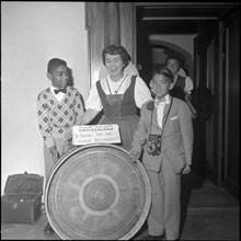 Vreneli Pfyl with prizewinner Junior Diplomats, 1957