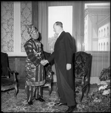 Ismail Bin Tunku Yahaya, Paul Chaudet 1962